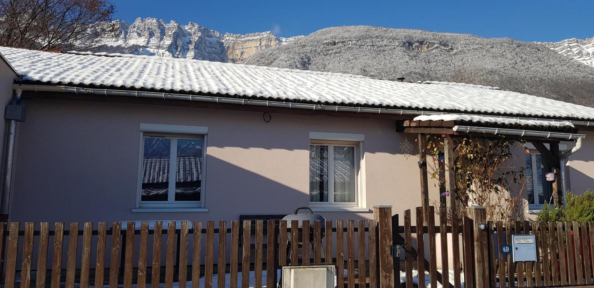 Gite Fabuleux, Jardin, Terrasse, Parking Saint-Vincent-de-Mercuze Exterior foto