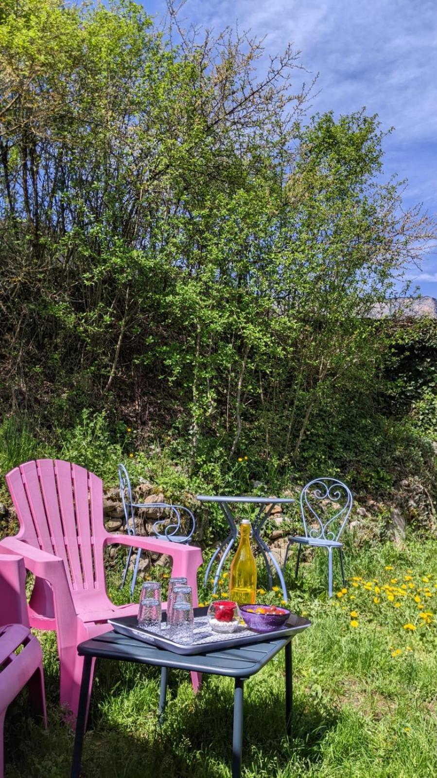 Gite Fabuleux, Jardin, Terrasse, Parking Saint-Vincent-de-Mercuze Exterior foto
